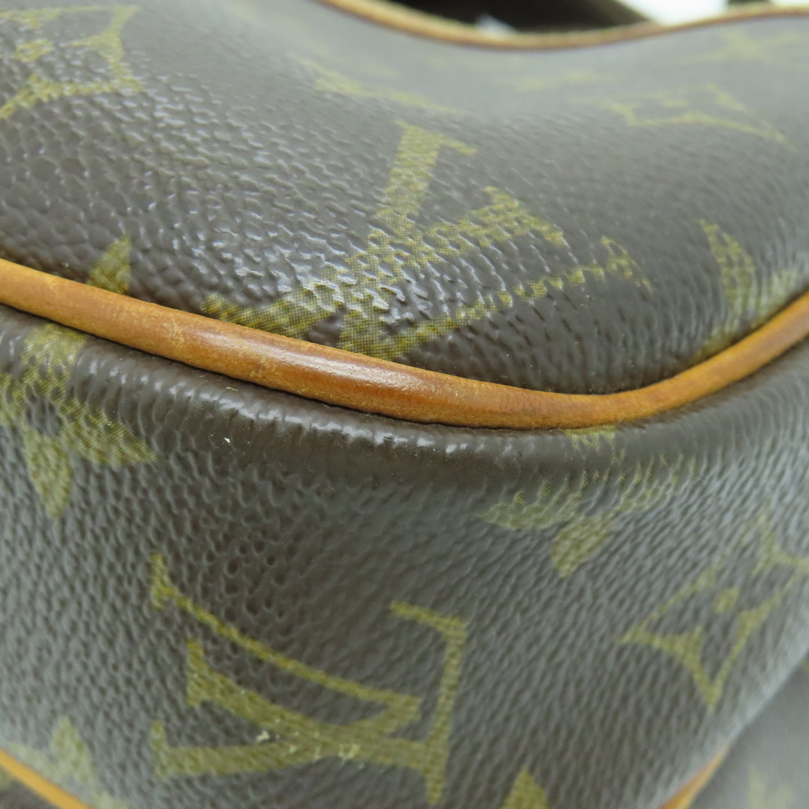 LOUIS VUITTON Monogram Reporter金扣肩背袋啡色