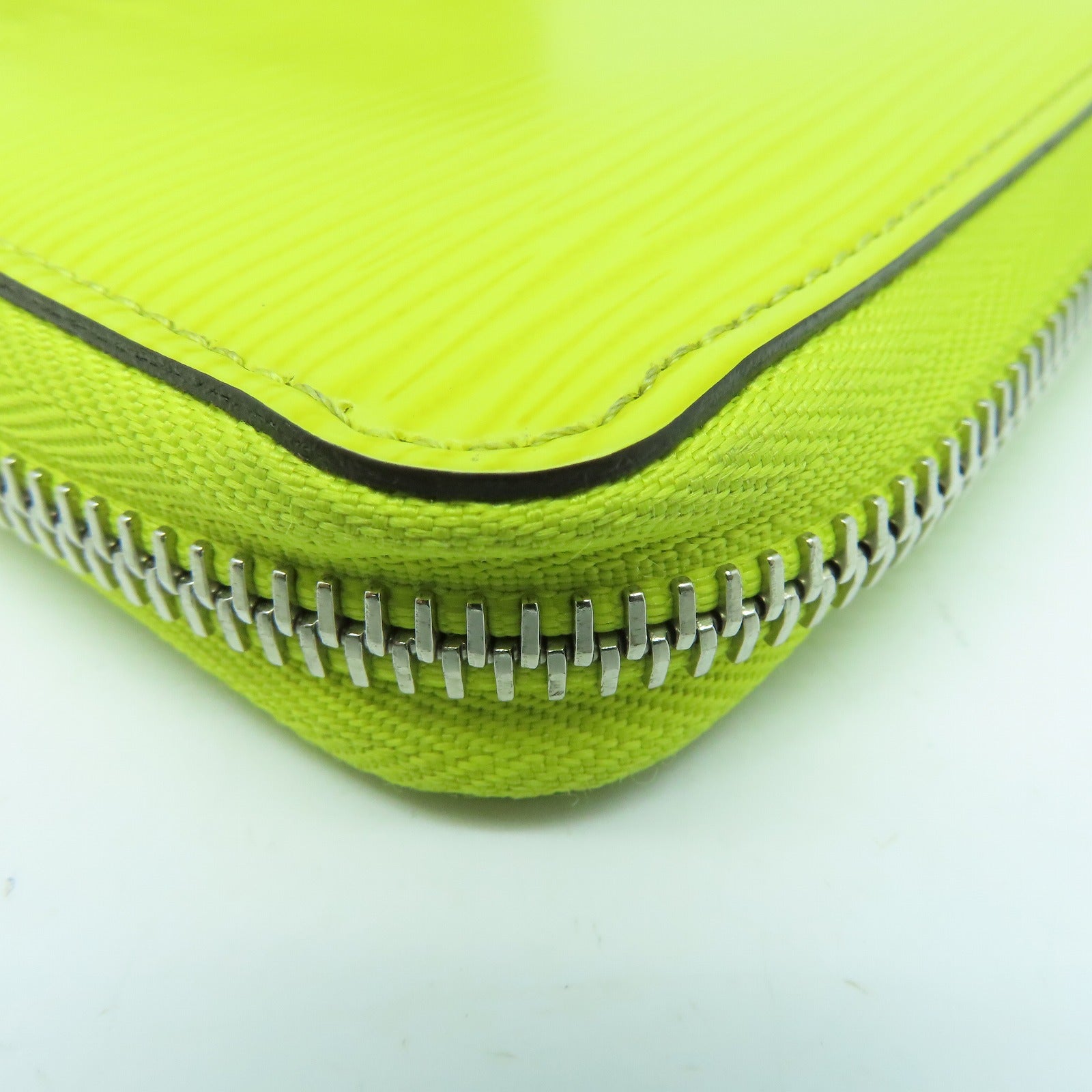 LOUIS VUITTON Epi Zipper Wallet Silver Buckle Long Wallet Yellow