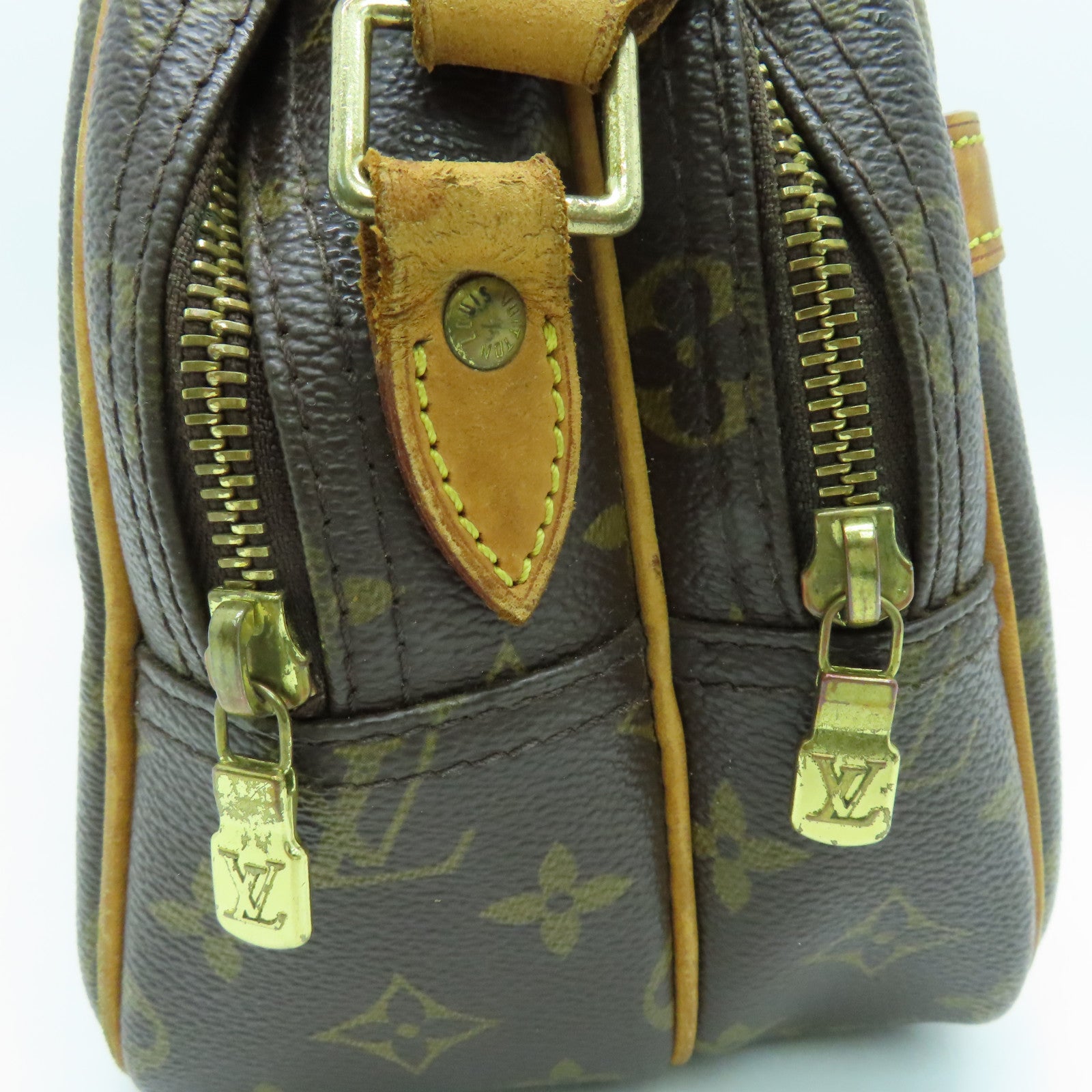 LOUIS VUITTON Monogram Reporter金扣肩背袋啡色