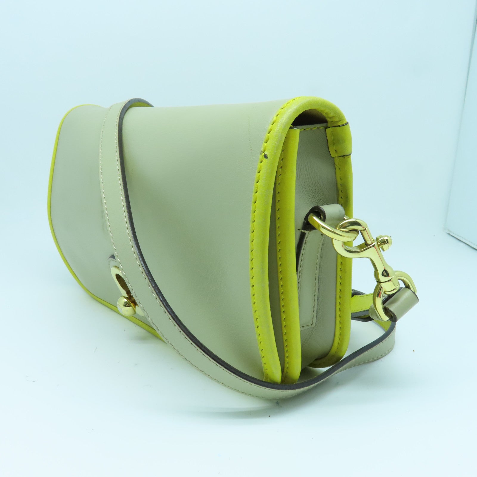 LOEWE 牛皮皮革Shoulder Bag金扣肩背袋灰色/粉紅色