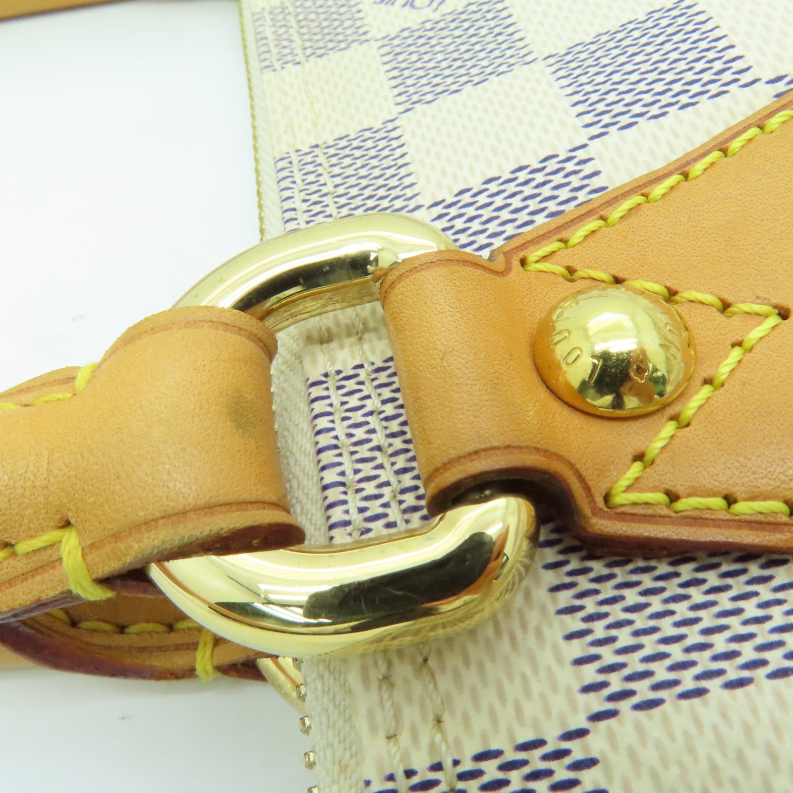 LOUIS VUITTON 【激减优惠】Damier Azur Saleya PM金扣手挽袋米色