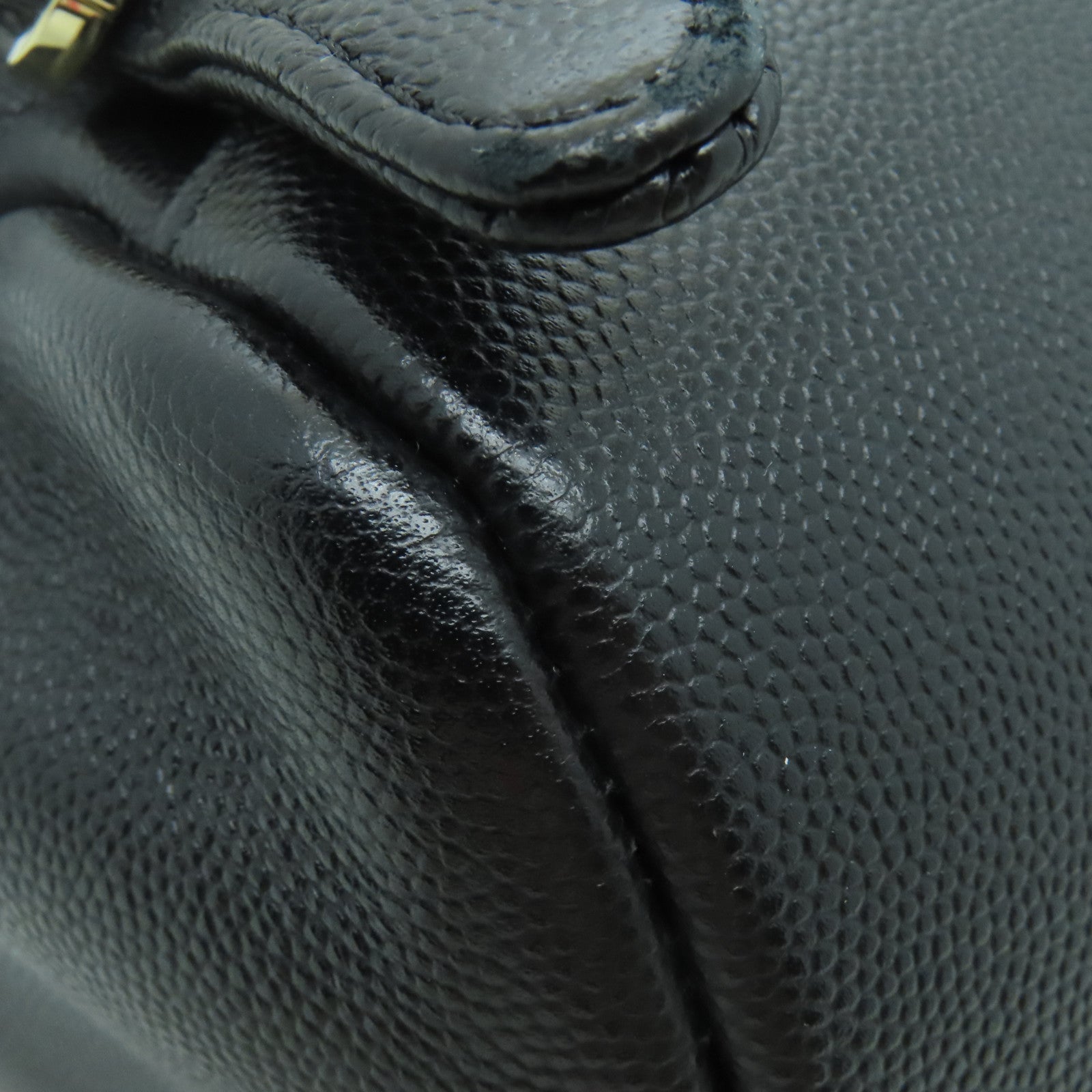 CHANEL Caviar皮革Backpack金扣背包黒色