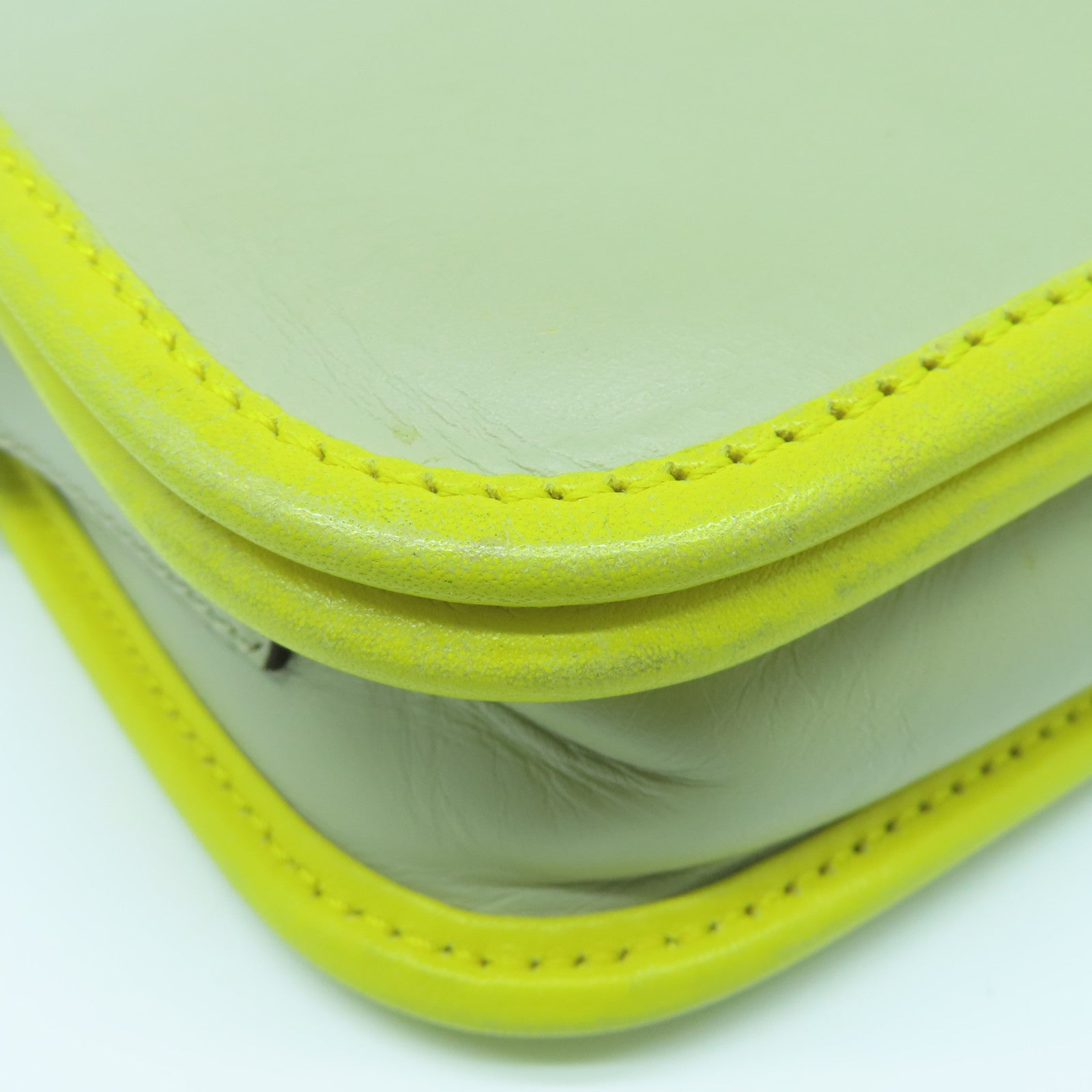 LOEWE 牛皮皮革Shoulder Bag金扣肩背袋灰色/粉紅色