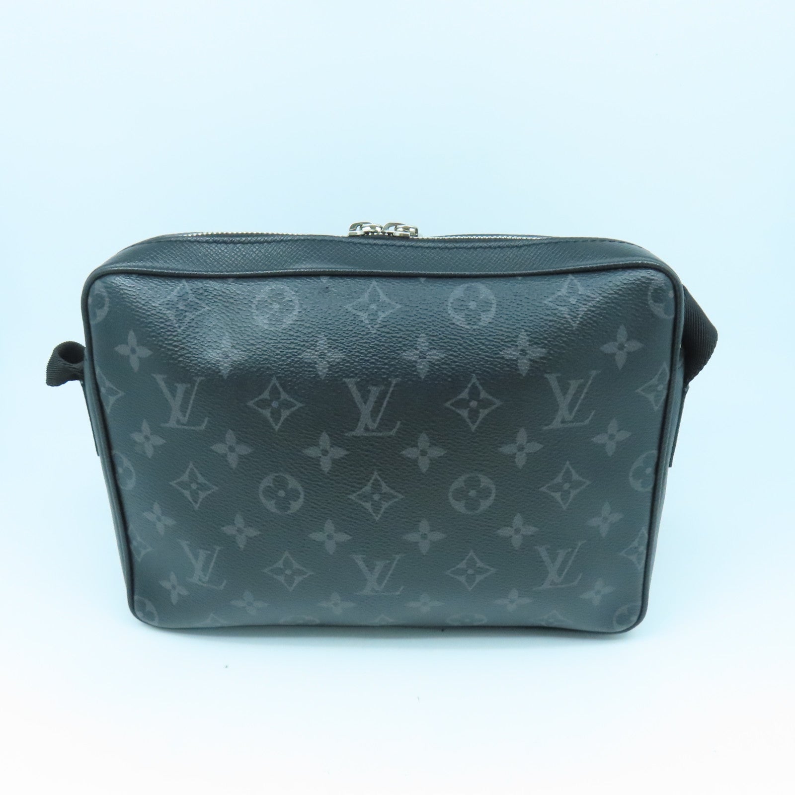LOUIS VUITTON Monogram Eclipse Outdoor Messenger PM肩背袋黑色
