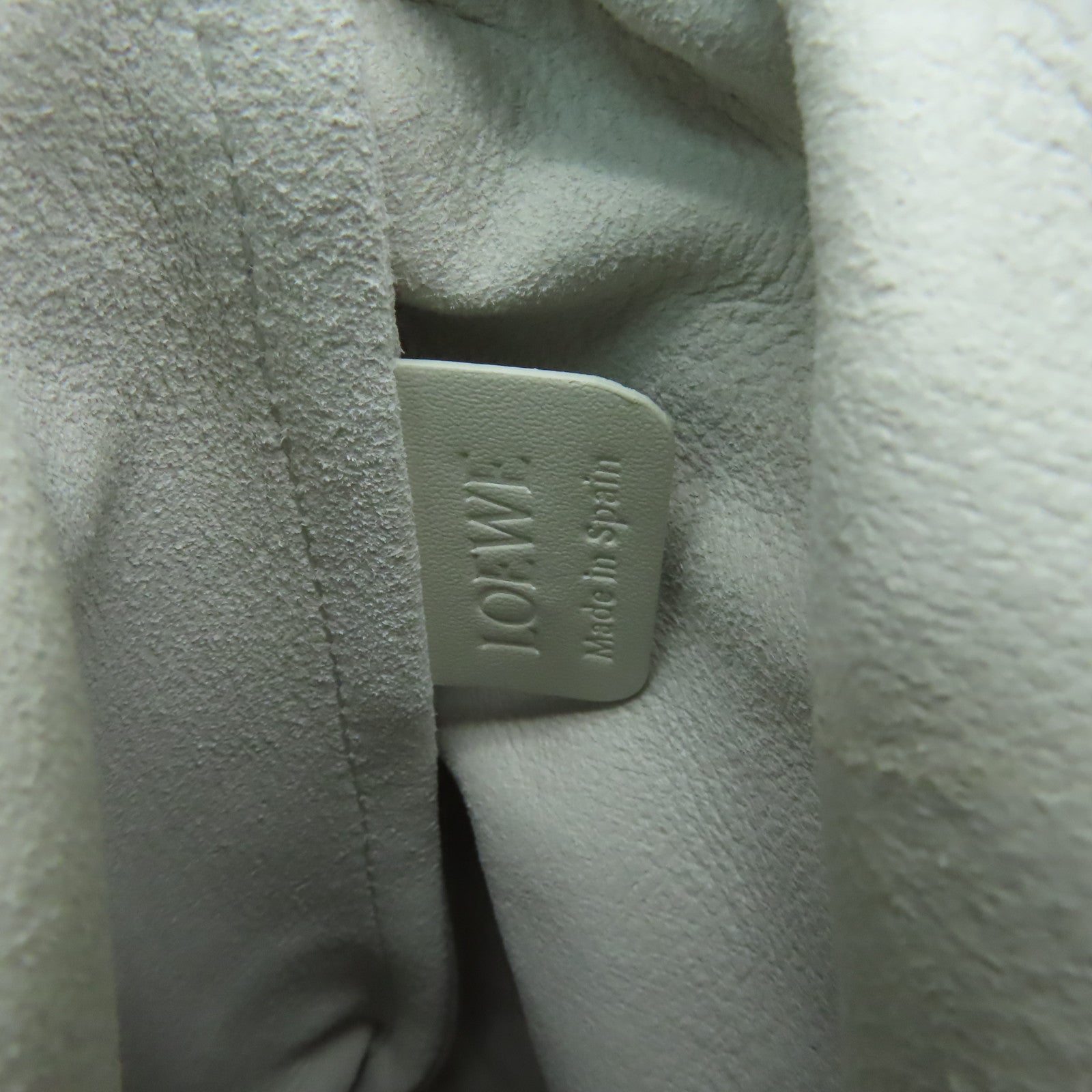 LOEWE 牛皮皮革Shoulder Bag肩背袋白色