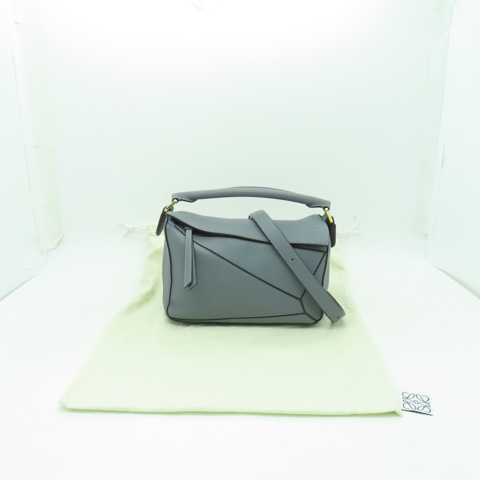 LOEWE 牛皮皮革Puzzle Small Bag金扣手挽肩背兩用袋灰色