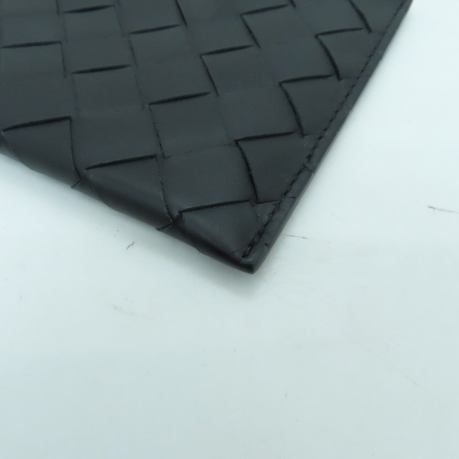 BOTTEGA VENETA 羊皮皮革Pouch銀扣手提包黑色