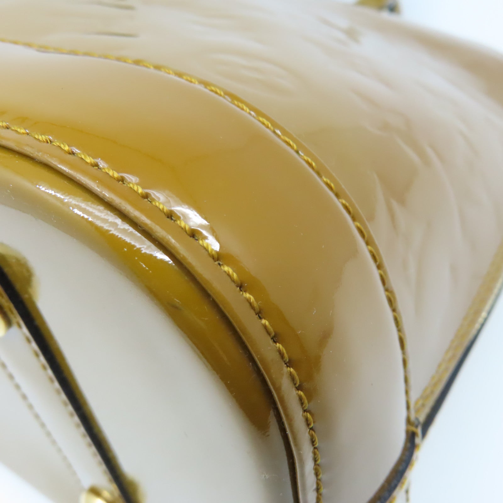 LOUIS VUITTON 【激減優惠】Vernis Alma PM Hand Bag金扣手挽袋金棕色
