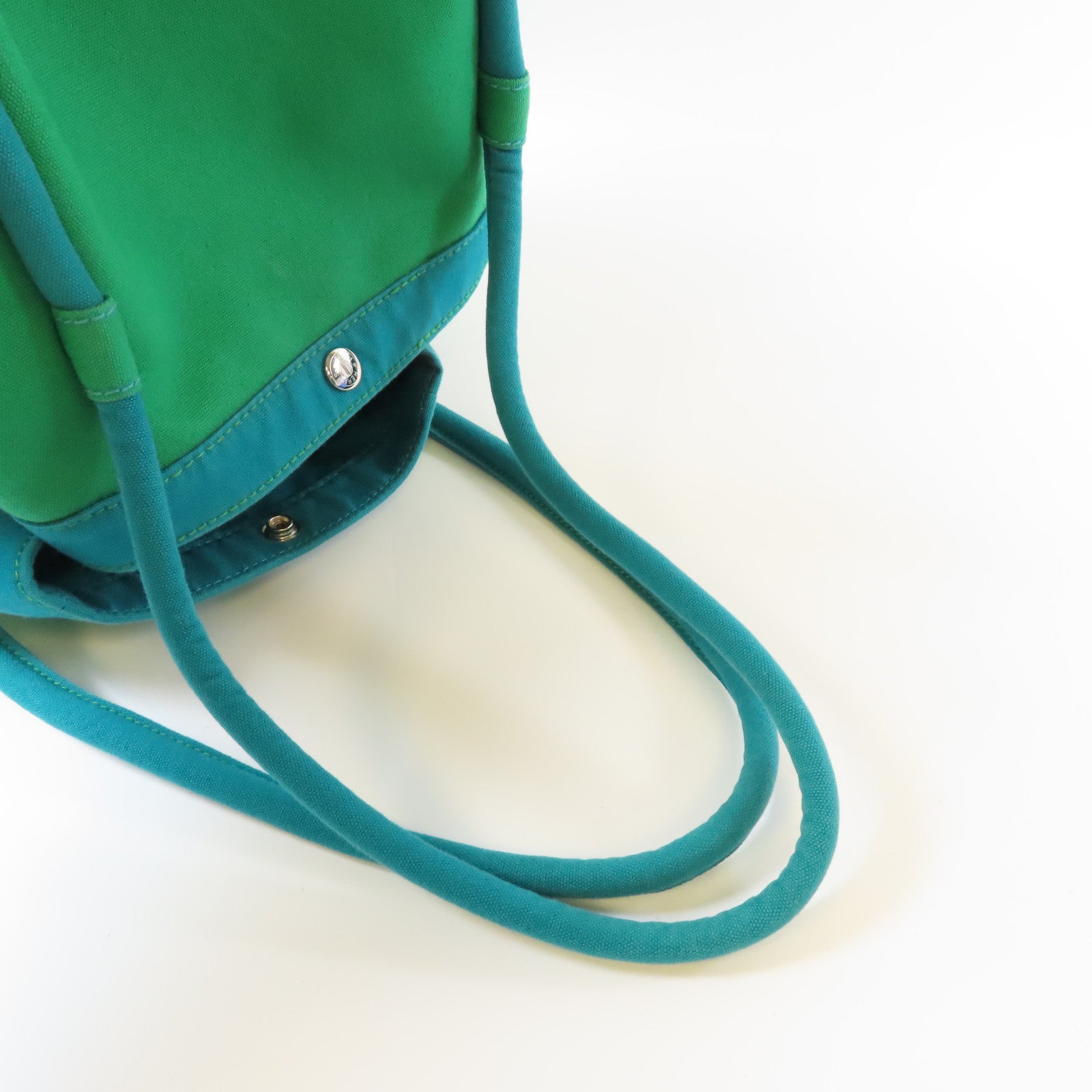 HERMES 帆布Sac Baga銀扣肩背袋綠色