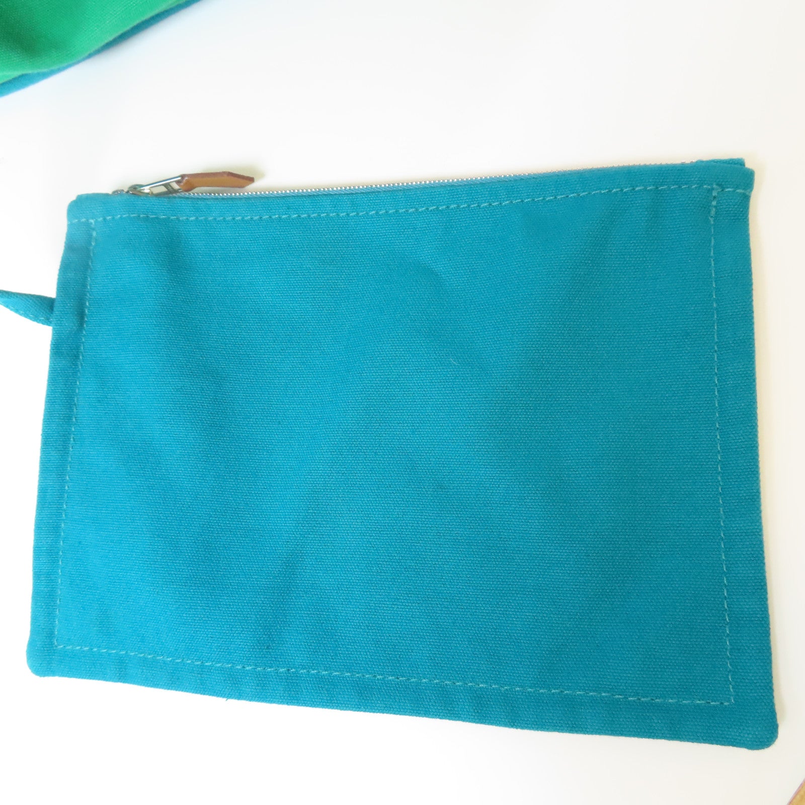 HERMES 帆布Sac Baga銀扣肩背袋綠色