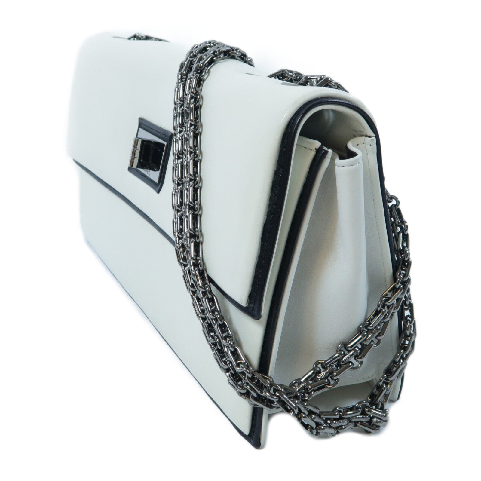 CHANEL 羊皮皮革Chain Shoulder Bag銀扣鏈帶肩背袋白色/黑色