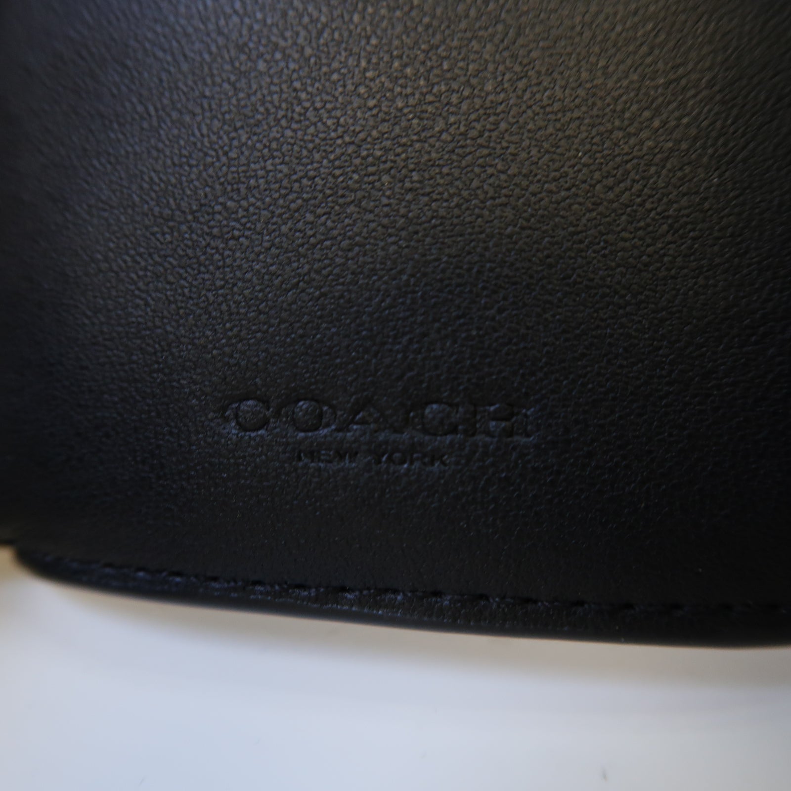 COACH 牛皮皮革Wallet金扣錢包黑色