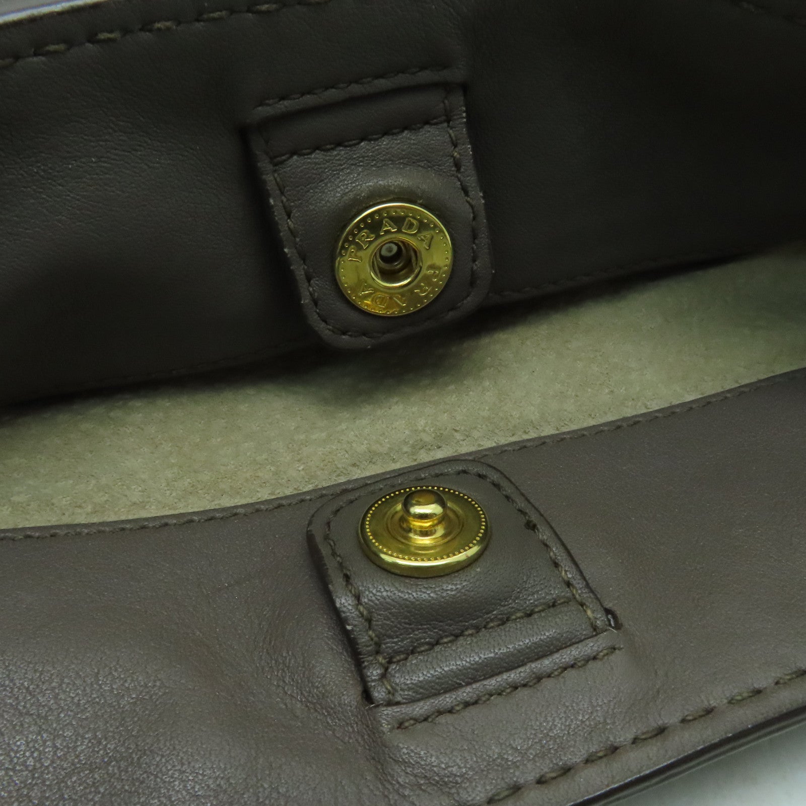 PRADA 牛皮皮革2 Way Shoulder金扣手挽肩背兩用袋灰色
