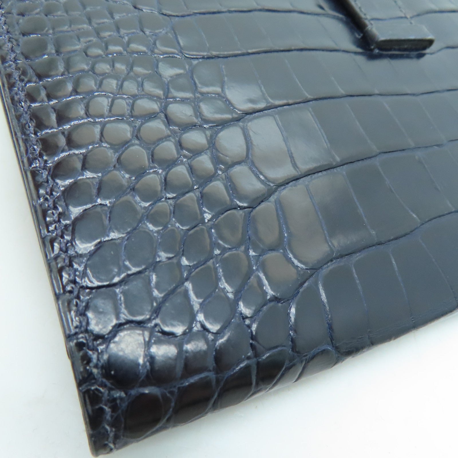 HERMES [Sharp Discount] Alligator Leather Bearn Long Wallet Gold Buckle Long Wallet Marine/Dark Blue