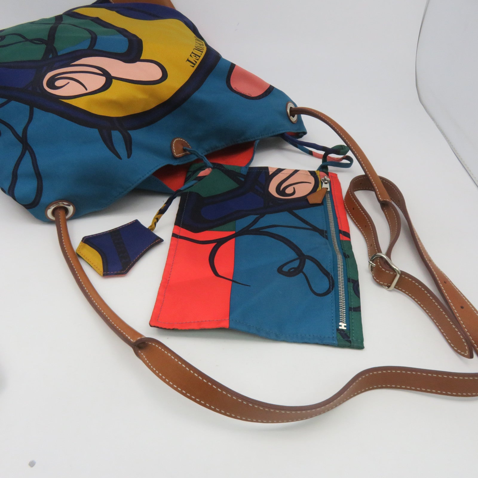 HERMES 【激減優惠】絲質Silk City銀扣肩背袋彩色