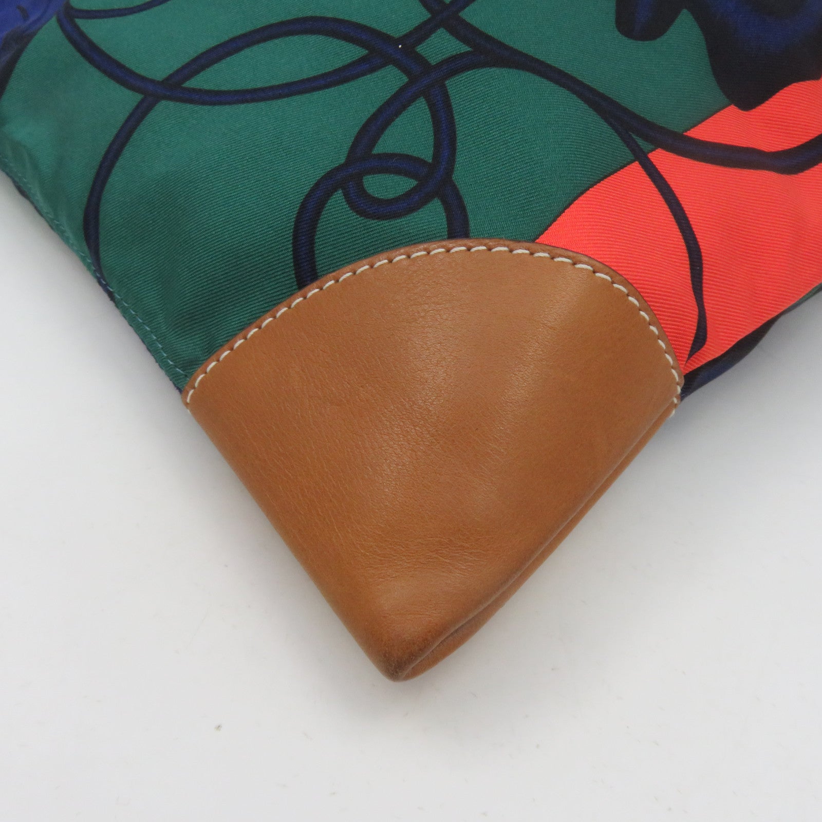 HERMES 【激減優惠】絲質Silk City銀扣肩背袋彩色