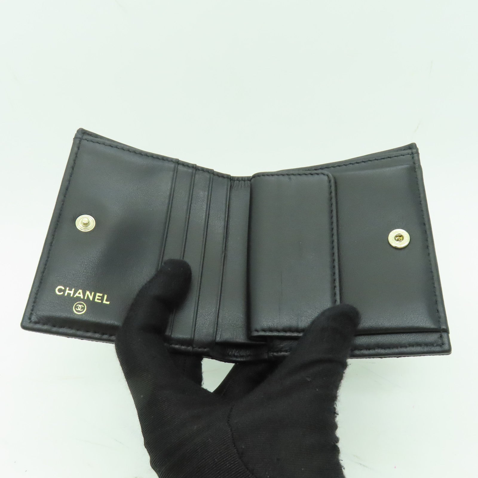 CHANEL 菱格Caviar皮革Wallet金扣錢包黒色