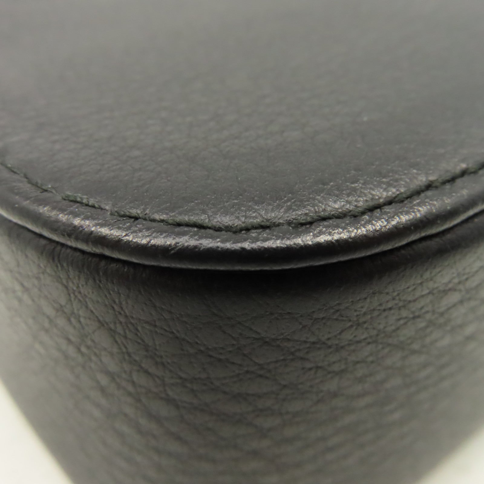 BALENCIAGA 牛皮皮革Shoulder Bag肩背袋黑色