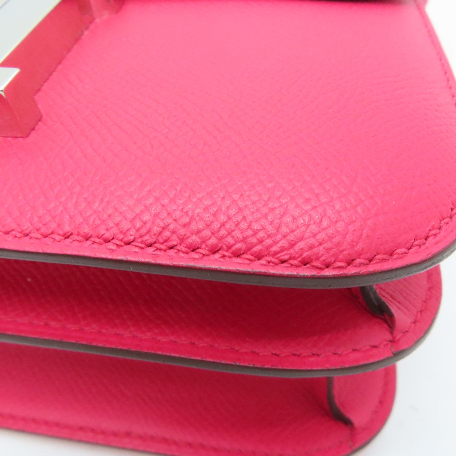 HERMES Epsom皮革Constance 24银扣肩背袋Rose Extreme/桃红色