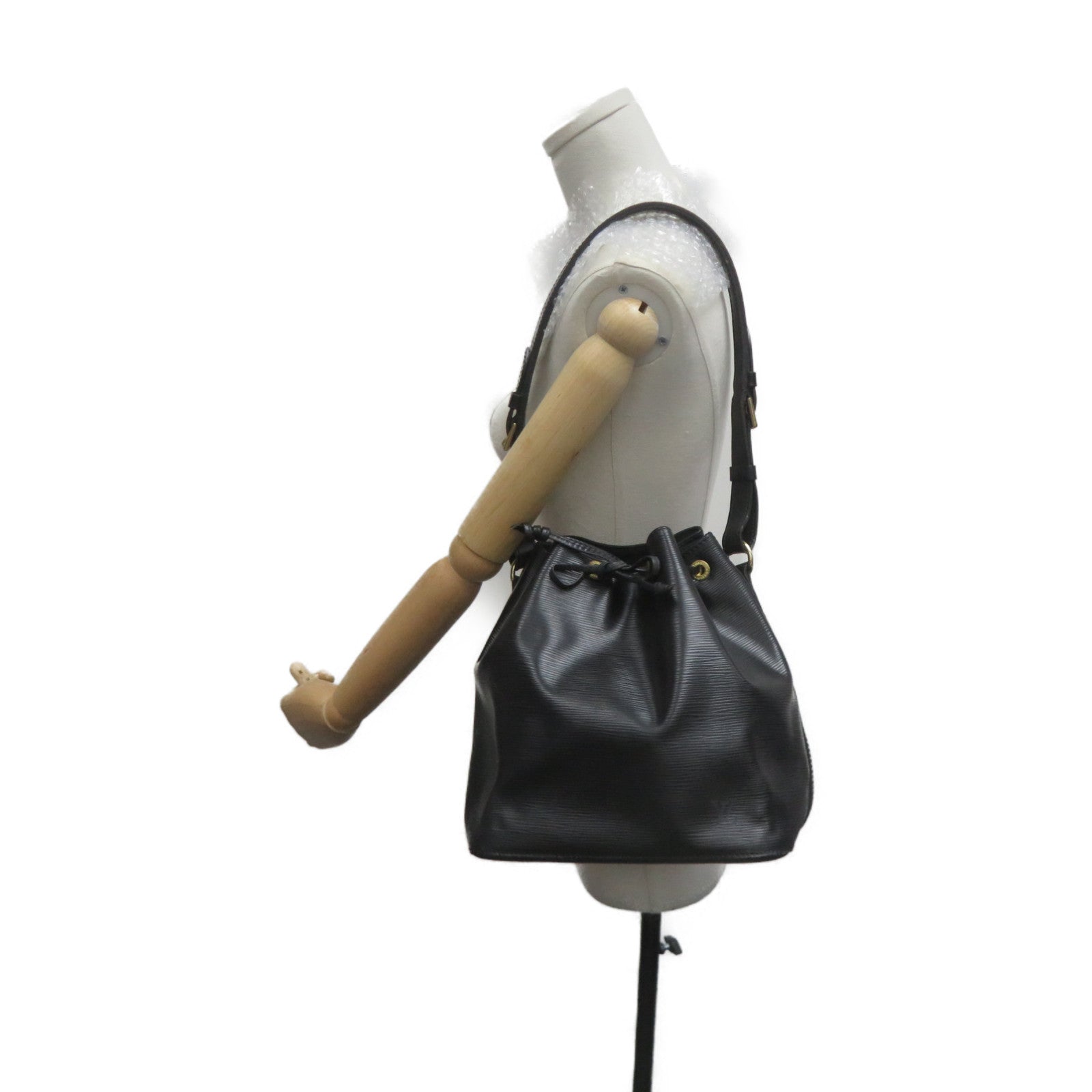 LOUIS VUITTON Epi Noe Shoulder Bag肩背袋黑色