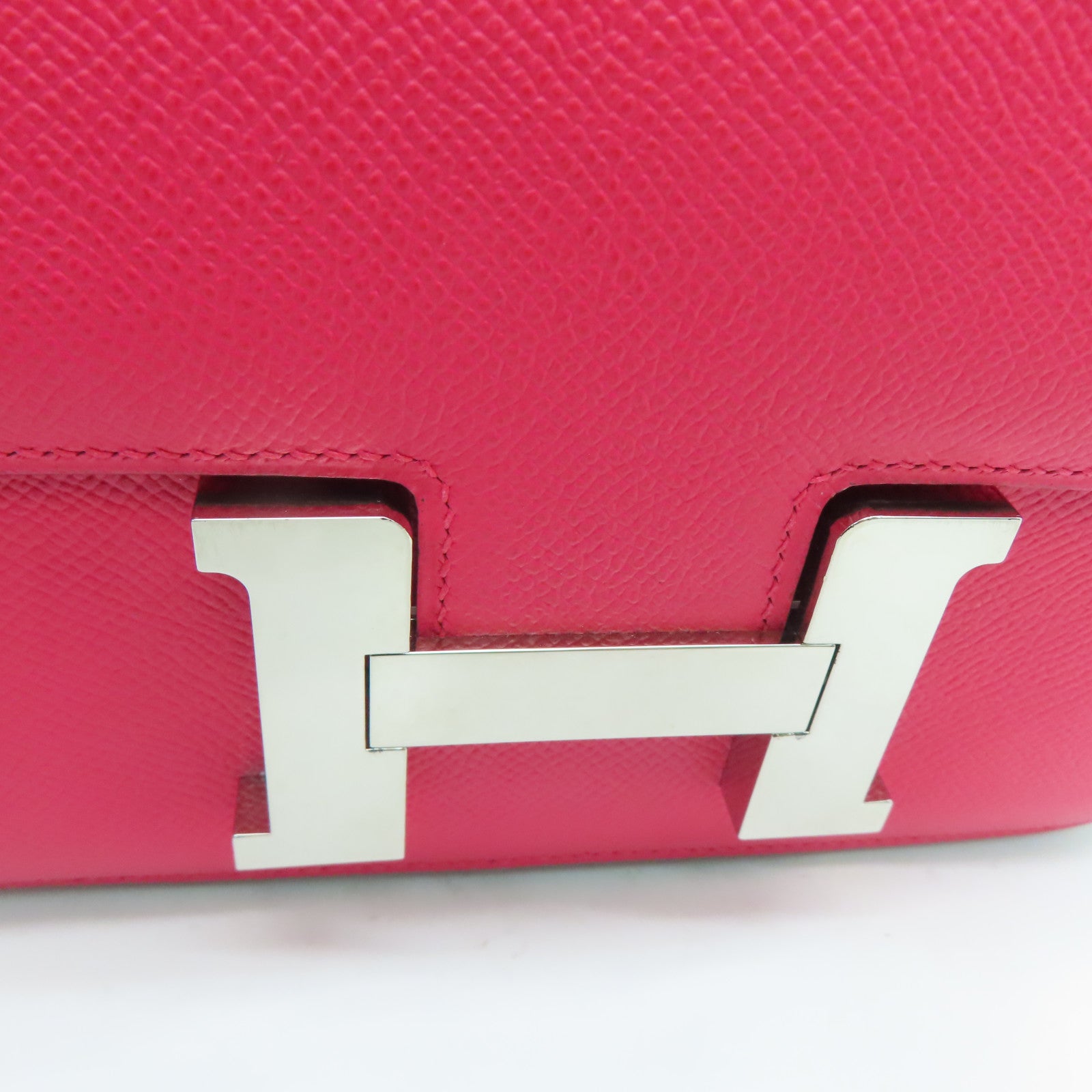 HERMES Epsom皮革Constance 24银扣肩背袋Rose Extreme/桃红色