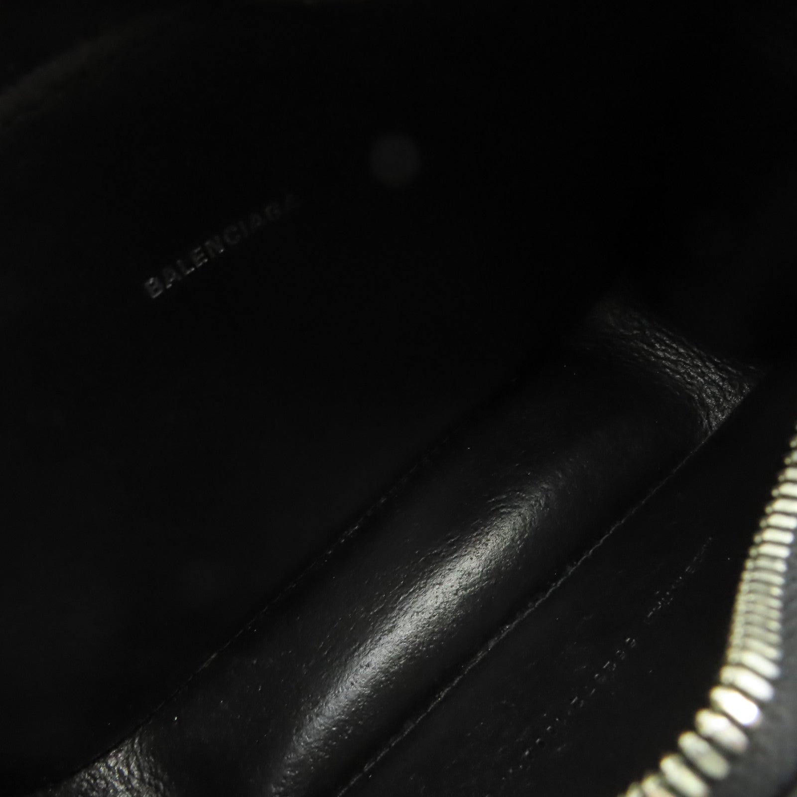 BALENCIAGA 牛皮皮革Shoulder Bag肩背袋黑色