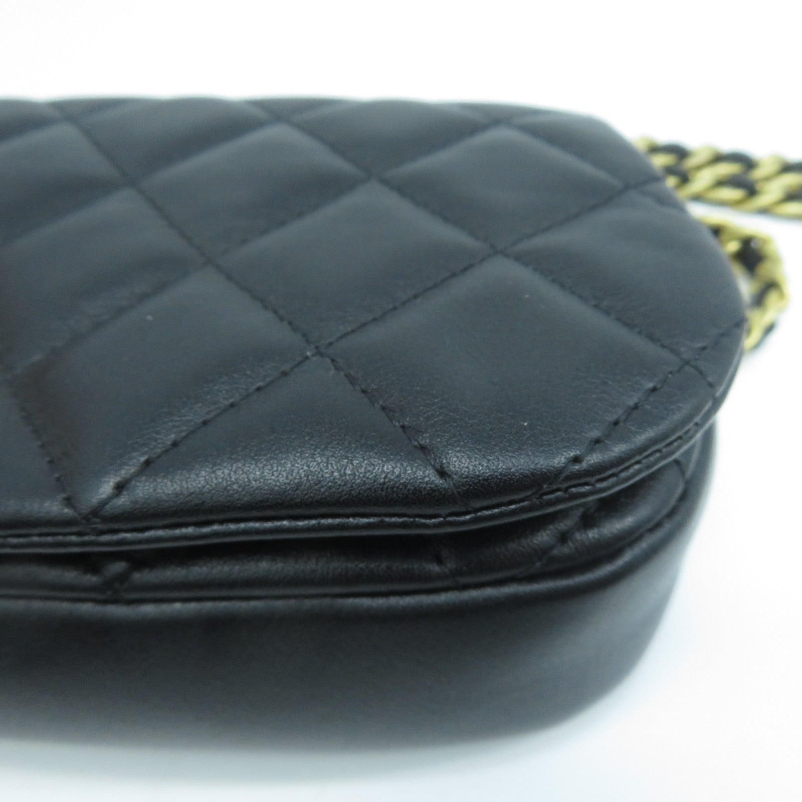 CHANEL 菱格牛皮皮革Clutch with chain金扣鏈帶肩背袋黑色