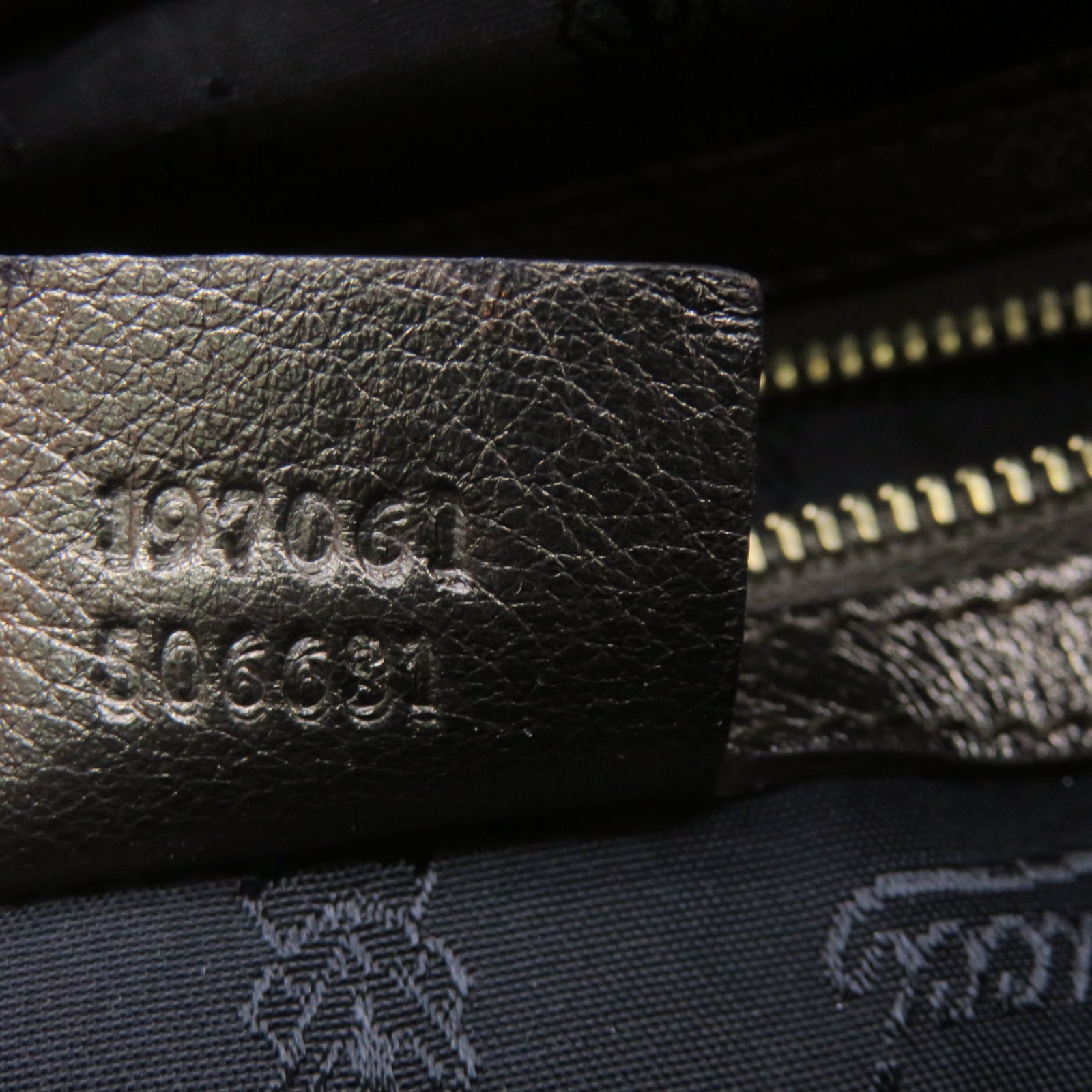 GUCCI 【激減優惠】皮革Shoulder Bag金扣肩背袋金色