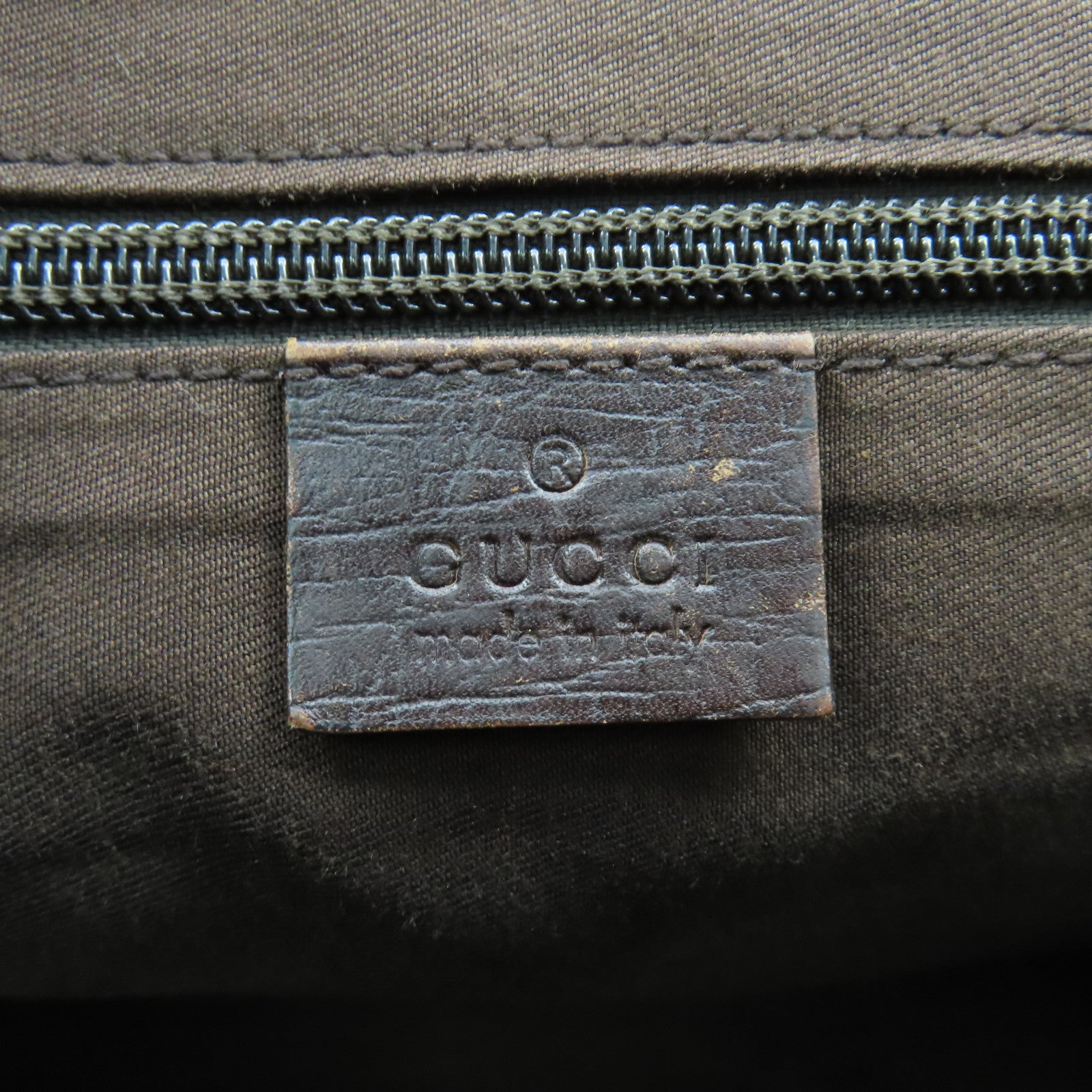 GUCCI 塗層帆布Shoulder Bag銀扣肩背袋棕色
