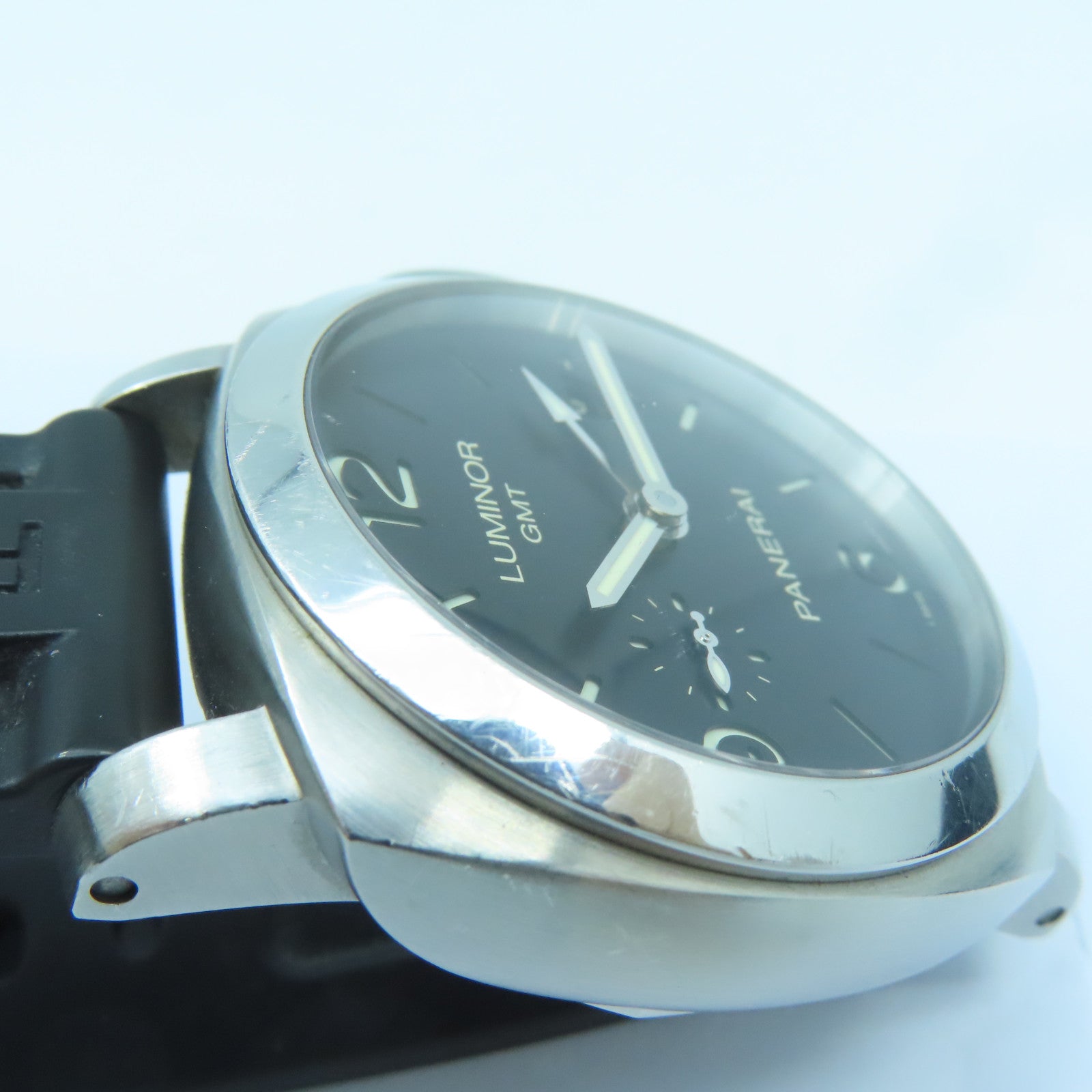 PANERAI 不銹鋼Luminor GMT 44mm橡膠帶手錶黑色