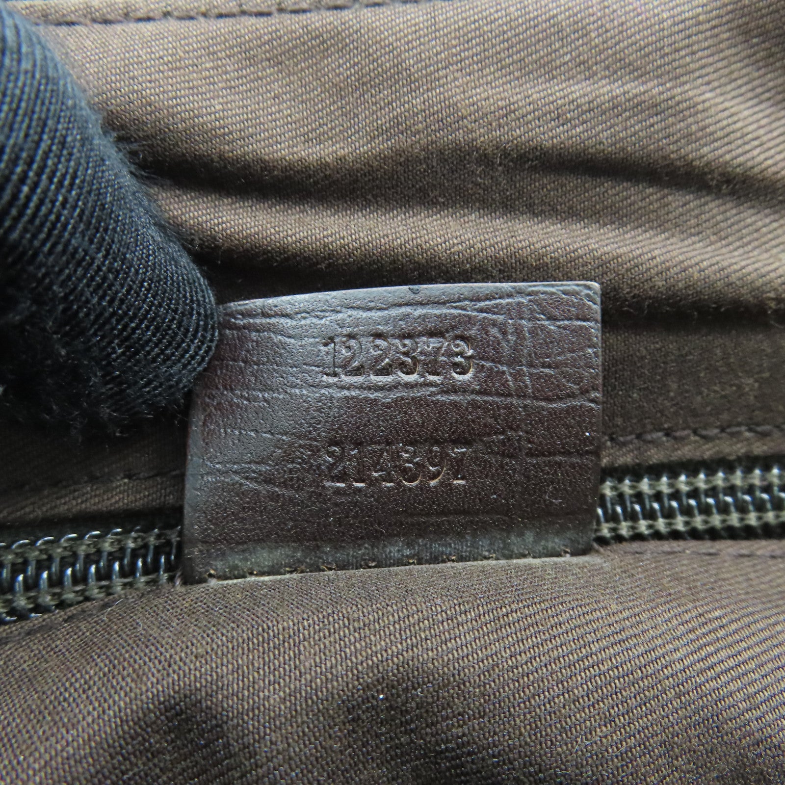 GUCCI 塗層帆布Shoulder Bag銀扣肩背袋棕色