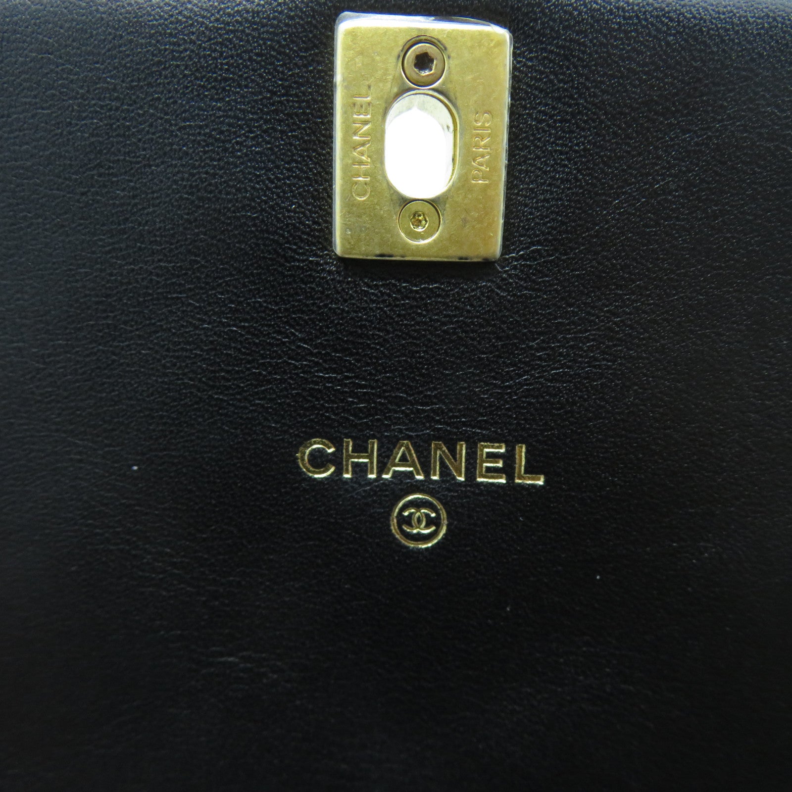 CHANEL 菱格牛皮皮革Clutch with chain金扣鏈帶肩背袋黑色