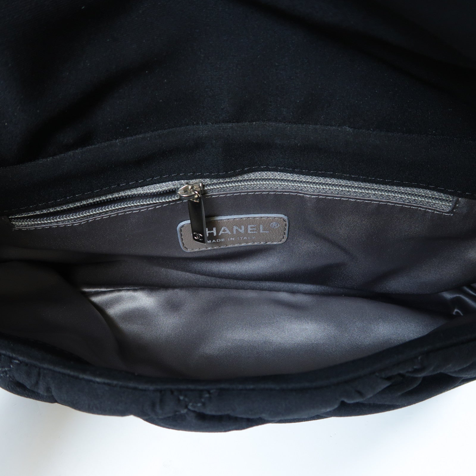 CHANEL 菱格帆布Chain Shoulder Bag銀扣鏈帶肩背袋黑色