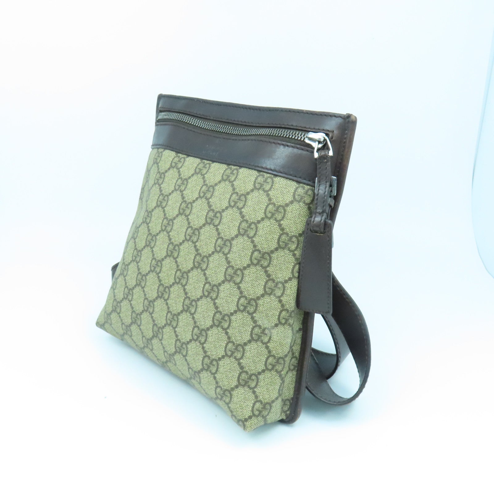 GUCCI 塗層帆布Shoulder Bag銀扣肩背袋棕色