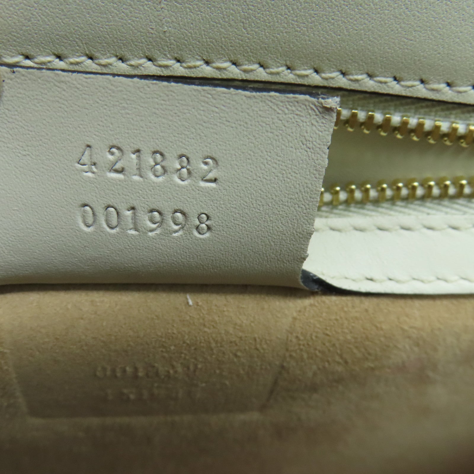 GUCCI 牛皮皮革Sylvie Shoulder Bag金扣肩背袋白色