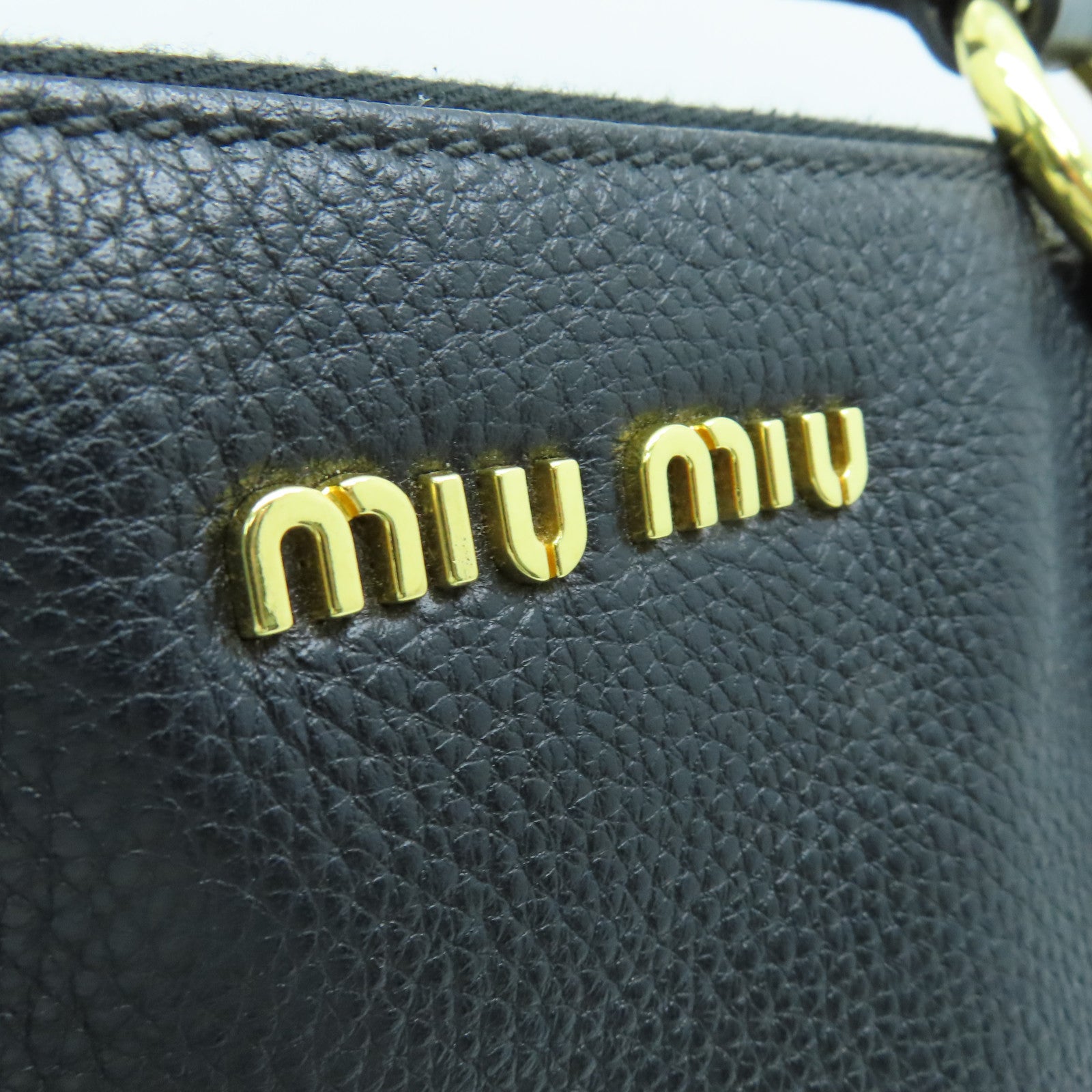 Miu Miu 牛皮皮革2 Way Shoulder Bag金扣手挽肩背两用袋黑色