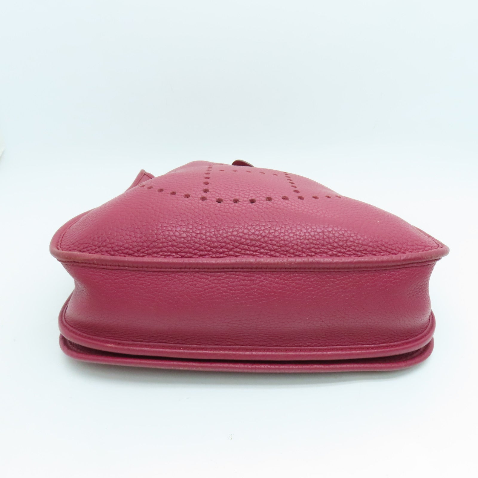 HERMES Clemence皮革Evelyne PM银扣肩背袋红色
