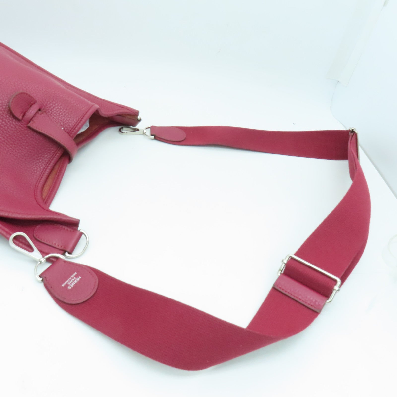 HERMES Clemence皮革Evelyne PM银扣肩背袋红色