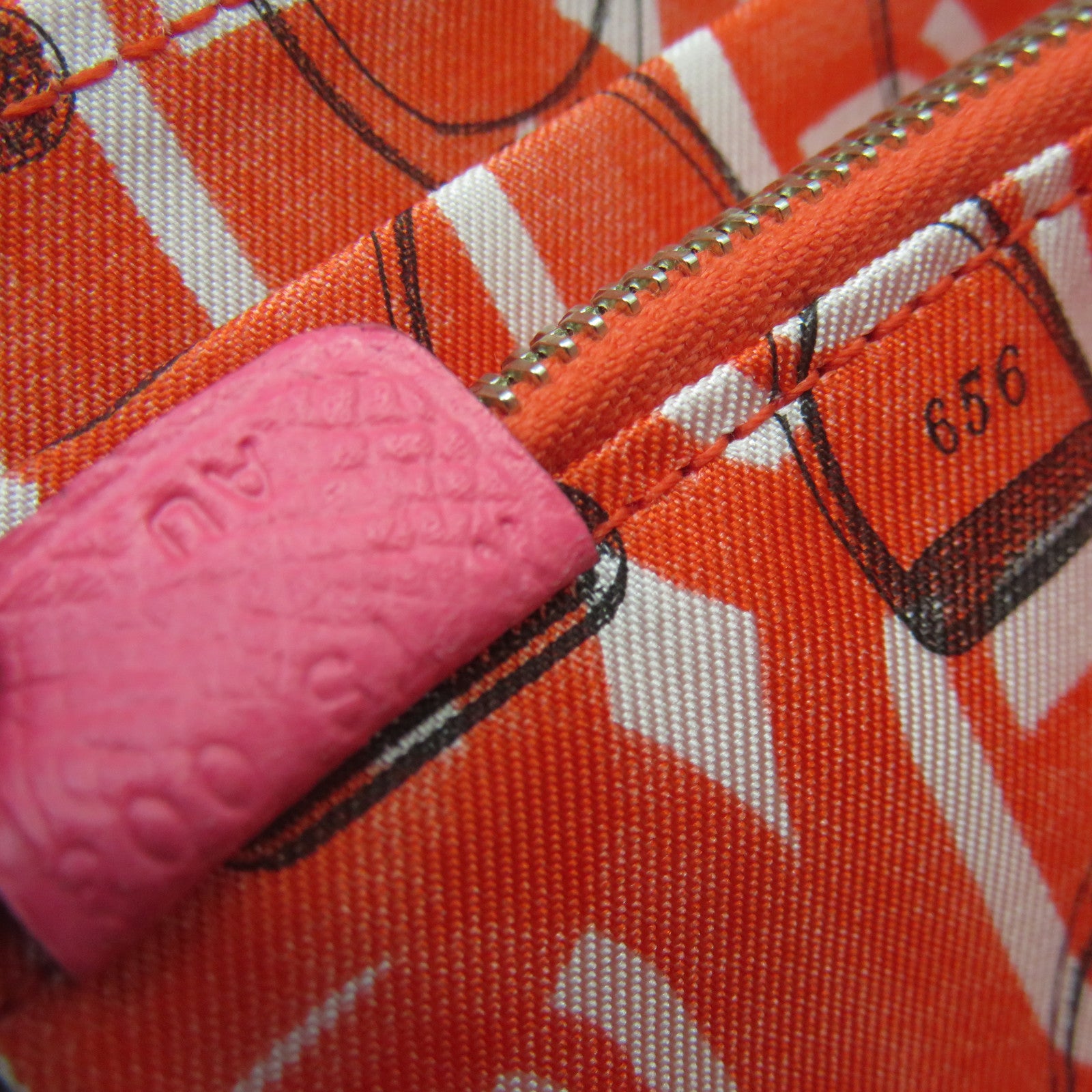 HERMES Epsom皮革Silk In Long wallet拉鏈長錢包粉紅色