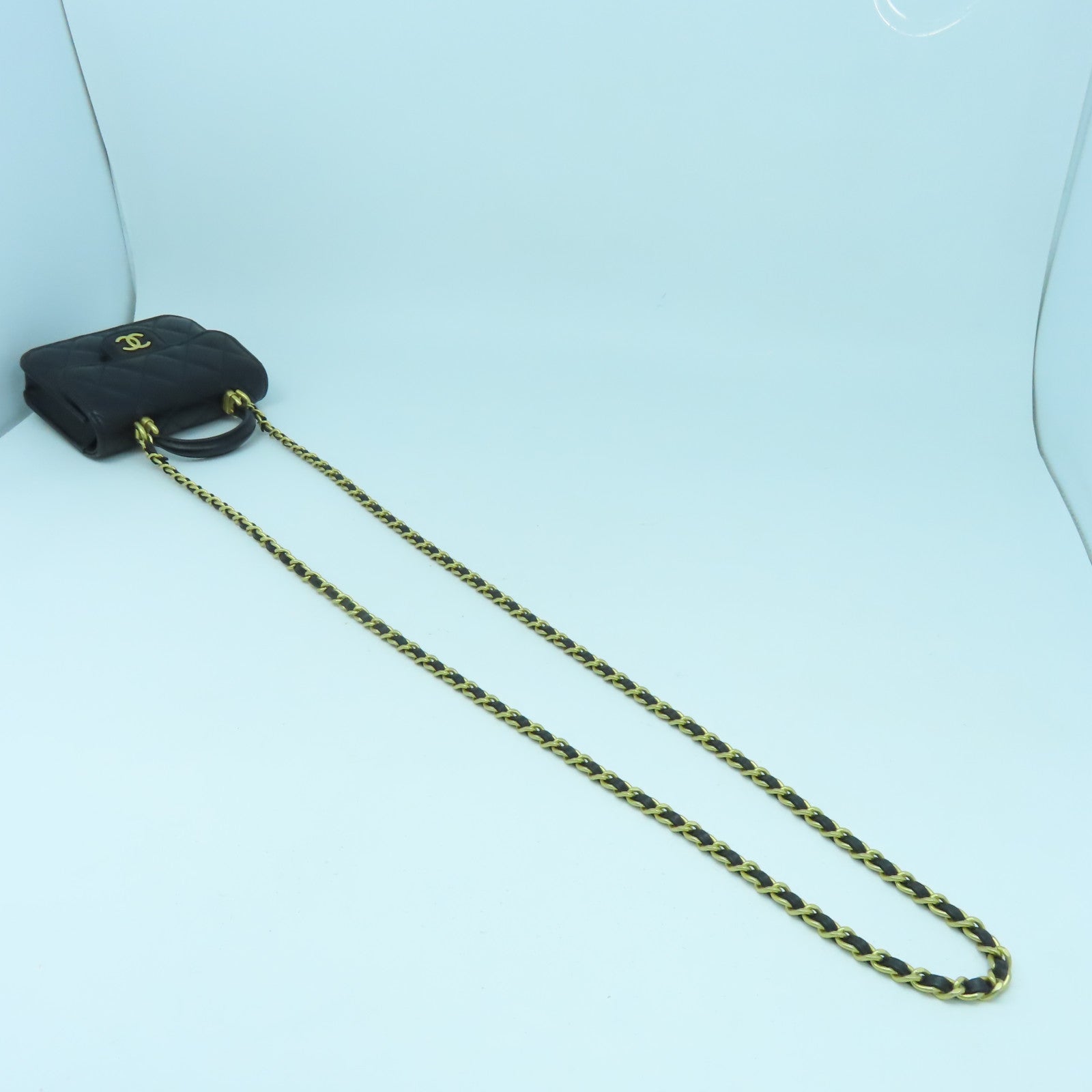 CHANEL 菱格羊皮皮革Chain Shoulder金扣鏈帶肩背袋黑色