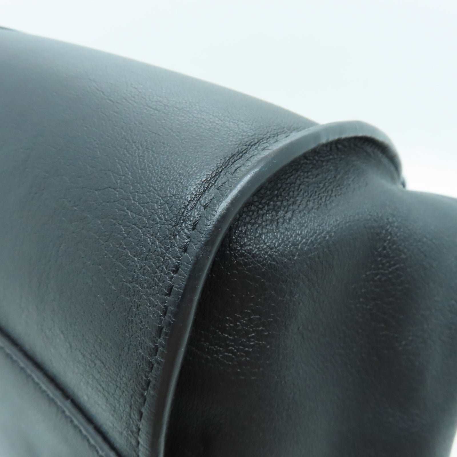 LOEWE 牛皮皮革Hammock Small銀扣肩背袋黑色