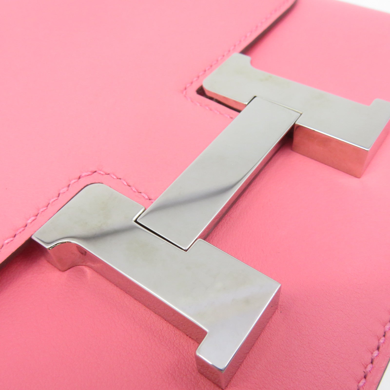 HERMES Swift皮革Constance Mini Shoulder Bag银扣肩背袋Rose Azalee粉红色