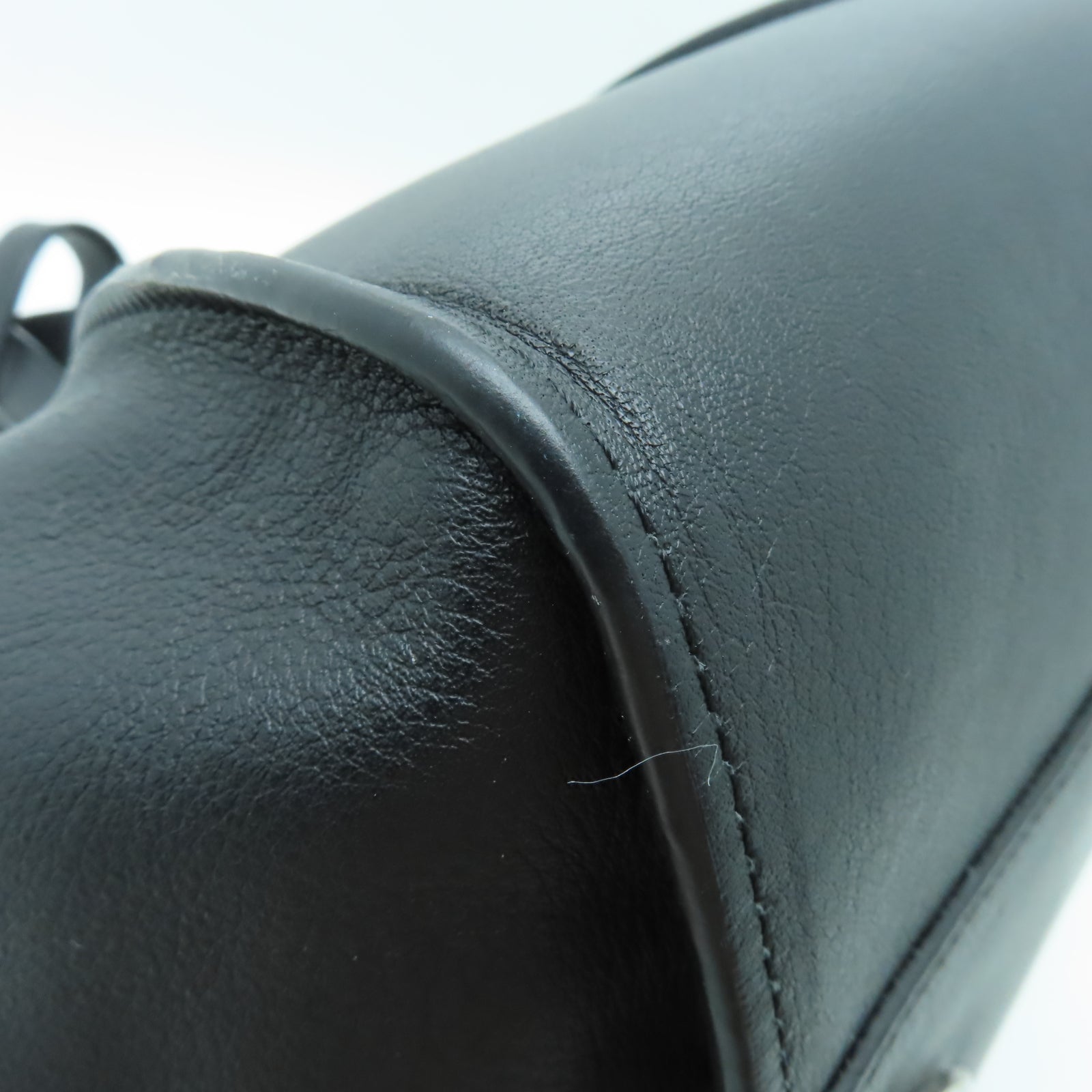 LOEWE 牛皮皮革Hammock Small銀扣肩背袋黑色