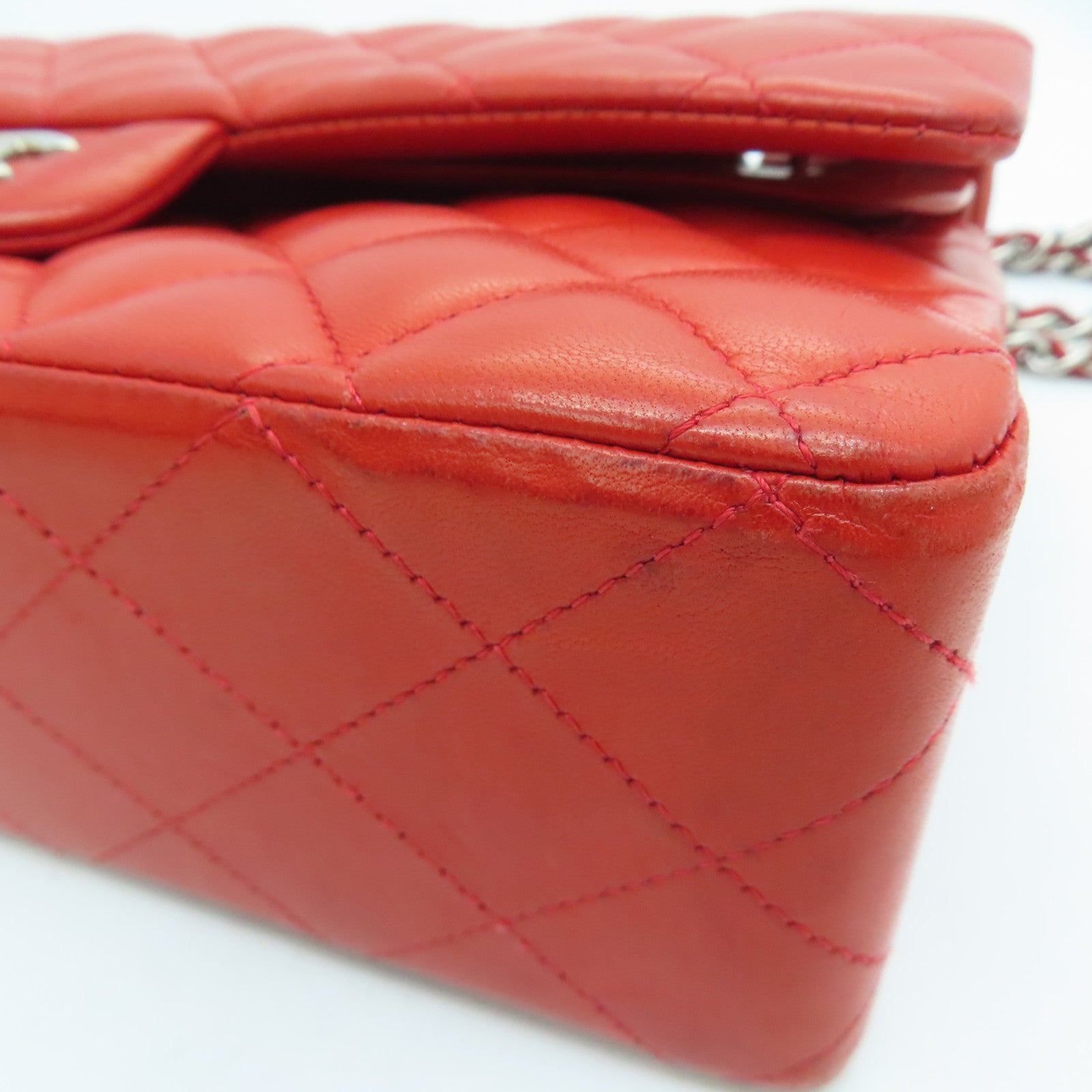 CHANEL 菱格羊皮皮革Classic Chain Shoulder银扣链条肩背袋红色