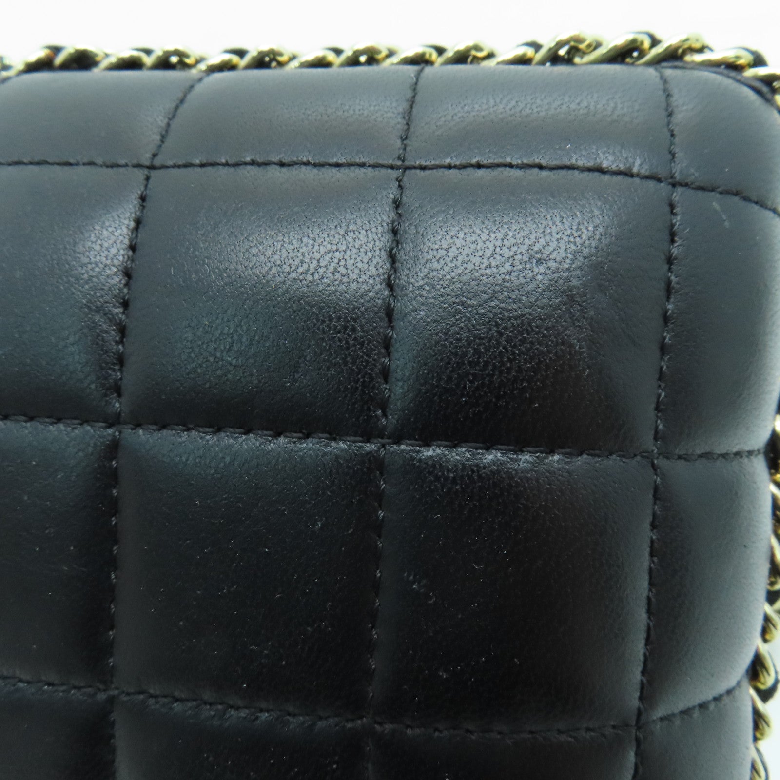 CHANEL Cowhide Leather Chanel Metal CC Clutch Gold Buckle Chain Strap Shoulder Bag Black