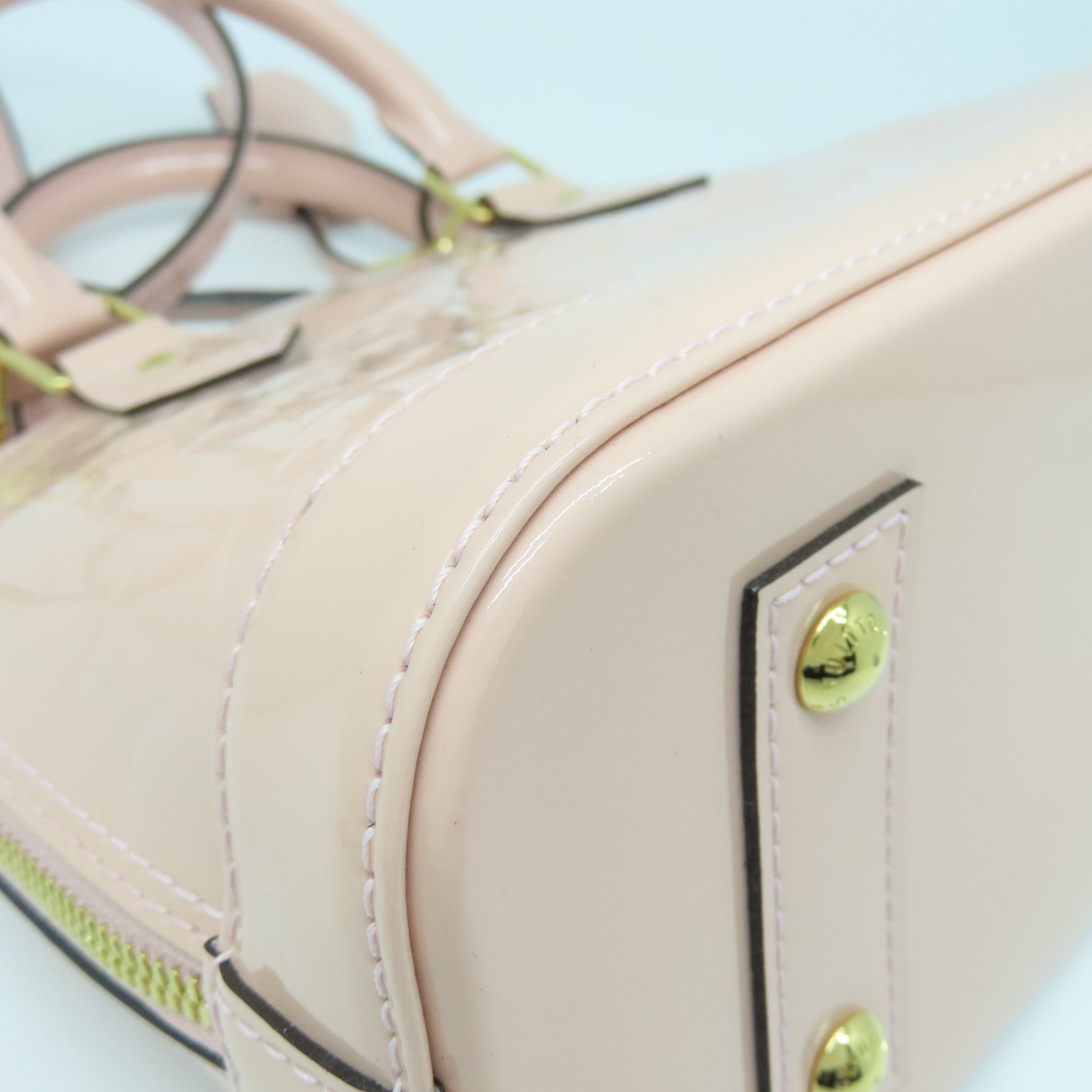 LOUIS VUITTON Monogram Vernis Alma BB金扣手挽肩背两用袋粉红色