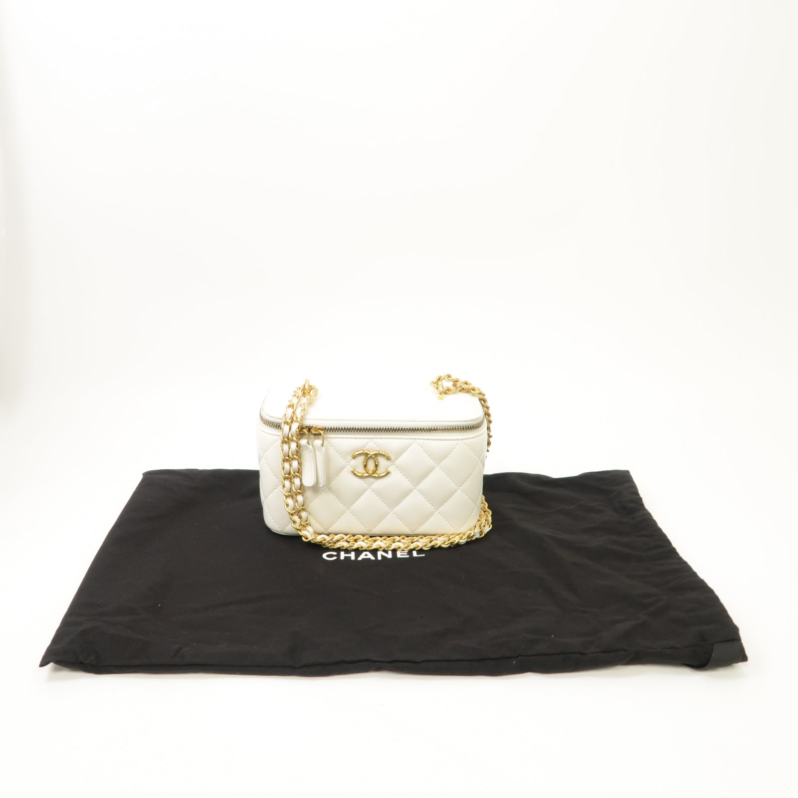 CHANEL 菱格羊皮皮革Chain Shoulder Bag金扣鏈帶肩背袋白色