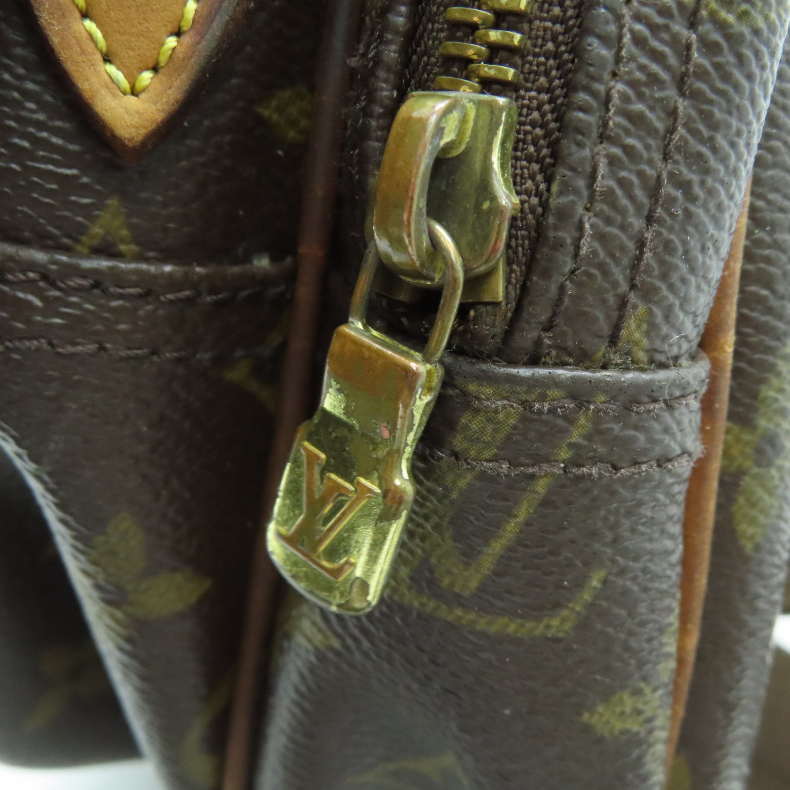LOUIS VUITTON 【激減優惠】Monogram Reporter金扣肩背袋棕色