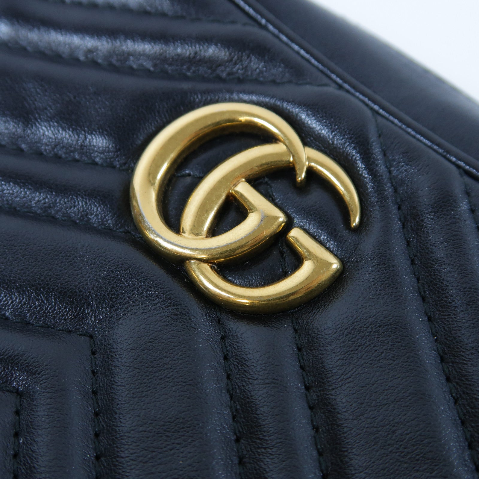 GUCCI 牛皮皮革GG Marmont Mini金扣肩背袋黑色