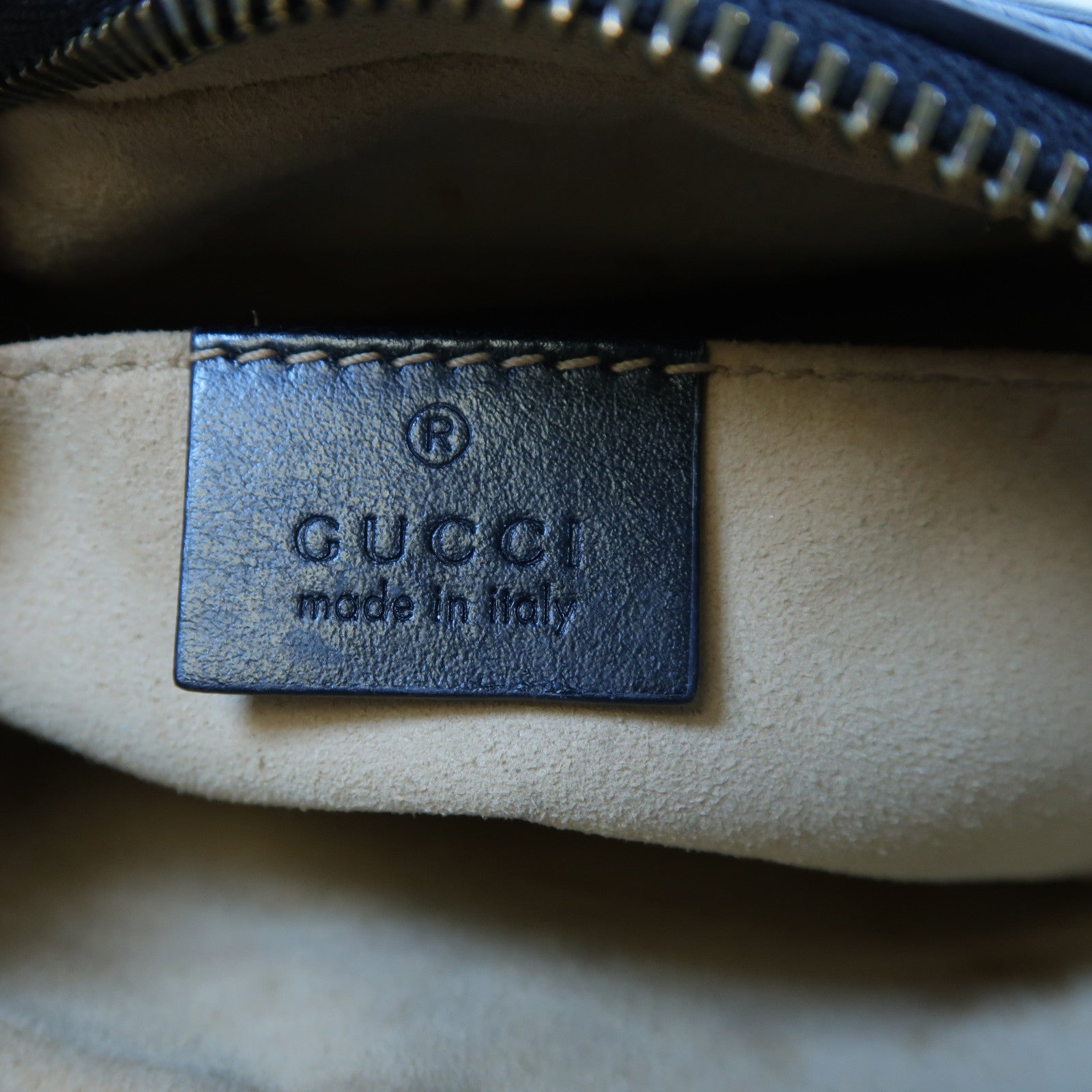 GUCCI 牛皮皮革GG Marmont Mini金扣肩背袋黑色